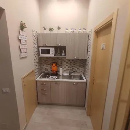 Sunrise 15 Bed & Breakfast 4*